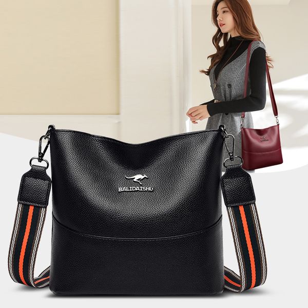 soft cowhide crossbody bags for women 2023 luxury handbags women bags designer female casual hand shoulder bag bolsos de mujer
soft cowhide crossbody bags for women 2023 luxury handbags women bags designer female casual hand shoulder bag bolsos de mujer