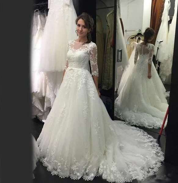 long sleeves elegant lace wedding dresses sheer neck modest bridal dress country wedding gowns with buttons vestido de noiva, White
long sleeves elegant lace wedding dresses sheer neck modest bridal dress country wedding gowns with buttons vestido de noiva, White