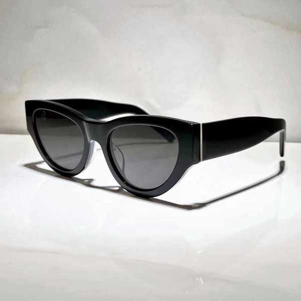 sunglasses for men women summer m94 style anti-ultraviolet retro plate eye full frame random boxh1az, White;black
sunglasses for men women summer m94 style anti-ultraviolet retro plate eye full frame random boxh1az, White;black