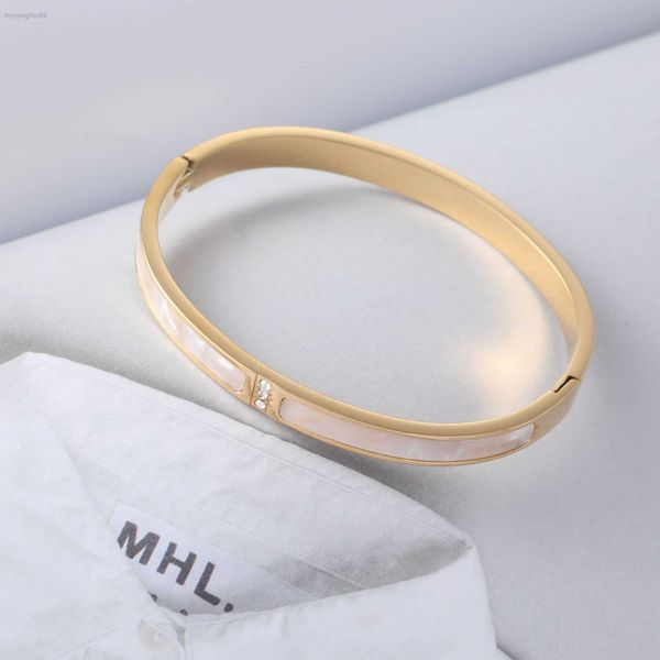 stylish and fashionable design titanium steel bracelet with color retention stainless style oqp4 6bws, Black
stylish and fashionable design titanium steel bracelet with color retention stainless style oqp4 6bws, Black
