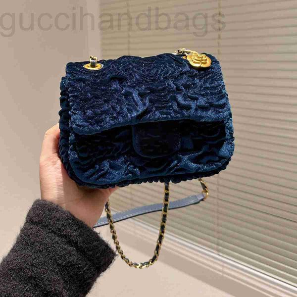 vintage velvet camellia coins flap bags womens mini soft purse designer luxuries handbags wallets metal flowers quilted retro crossbody shou
vintage velvet camellia coins flap bags womens mini soft purse designer luxuries handbags wallets metal flowers quilted retro crossbody shou