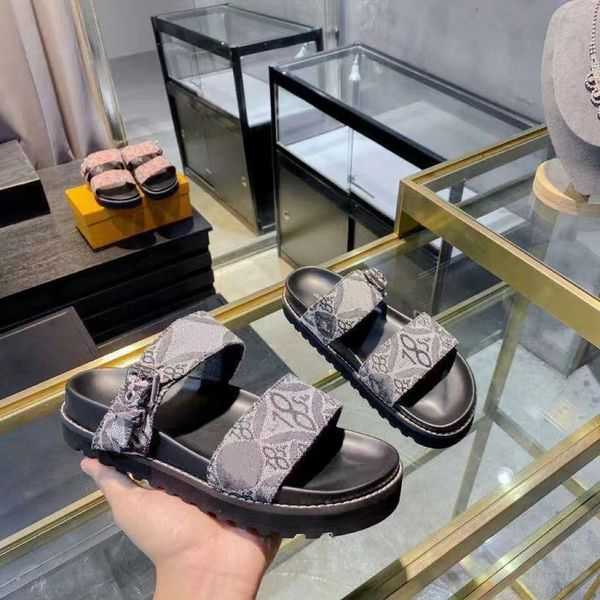 baguette sandals shoes wide-band slides flats calfskin leather outdoor women slippers black white red comfort walking eu35-41
baguette sandals shoes wide-band slides flats calfskin leather outdoor women slippers black white red comfort walking eu35-41