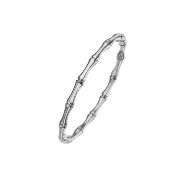 2023 fashion new designer earrings luxury full of diamonds high-end four-leaf clover bracelet luxury seiko no box, Black
2023 fashion new designer earrings luxury full of diamonds high-end four-leaf clover bracelet luxury seiko no box, Black