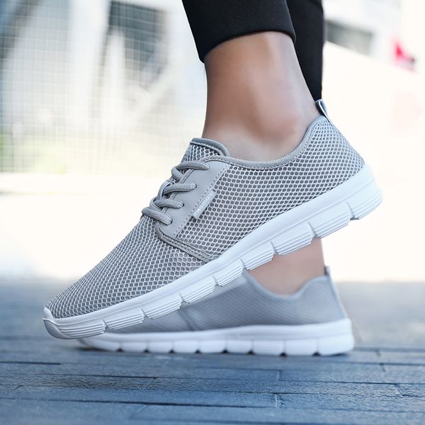 2023 classic comfortable running shoes for mens breathable mens athletic shoes jogging shoe lightweight fashion black white o43
2023 classic comfortable running shoes for mens breathable mens athletic shoes jogging shoe lightweight fashion black white o43