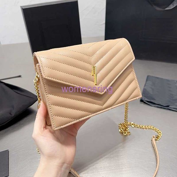2023 chain messenger crossbody bag fashion shoulder bags square flap women handbags quilting thread metal letter leather clutch purse cell p
2023 chain messenger crossbody bag fashion shoulder bags square flap women handbags quilting thread metal letter leather clutch purse cell p