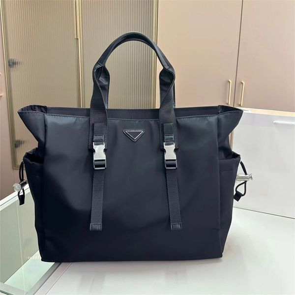 2023 woman handbag designer bag nylon tote bag luxurys handbags shopping totes medium size triangle black 5a
2023 woman handbag designer bag nylon tote bag luxurys handbags shopping totes medium size triangle black 5a