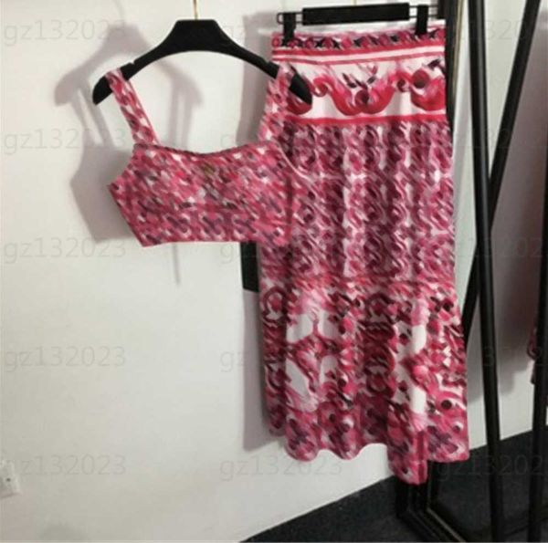 casual two piece set women designer dress vintage floral print bustier halter high waist pleated half skirt womens designers clothing 0607, White
casual two piece set women designer dress vintage floral print bustier halter high waist pleated half skirt womens designers clothing 0607, White