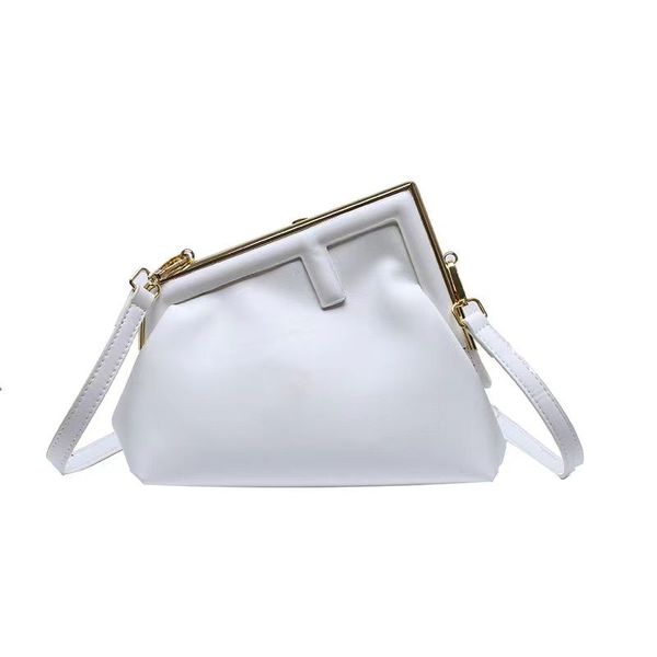 comfortable classic design hobo bag, mobile phone bags caviar leather shoulder bag female baoling bag purse triangular lattice chain brand l
comfortable classic design hobo bag, mobile phone bags caviar leather shoulder bag female baoling bag purse triangular lattice chain brand l