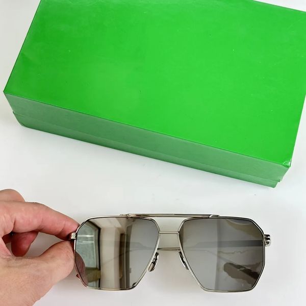 fashion classic sunglasses for men metal square gold frame uv400 vintage style attitude sunglasses protection eyewear with box, White;black
fashion classic sunglasses for men metal square gold frame uv400 vintage style attitude sunglasses protection eyewear with box, White;black