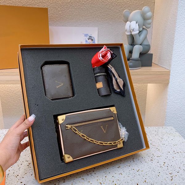 designer three-piece bag totes luxury brand purse single zipper wallets women handbags tote real leather bags lady plaid purses duffle lugga
designer three-piece bag totes luxury brand purse single zipper wallets women handbags tote real leather bags lady plaid purses duffle lugga