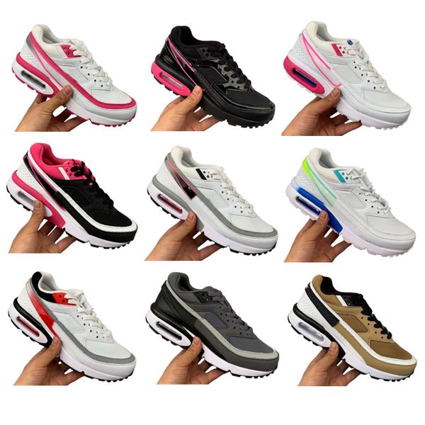 sneakers designer sneakers men's and women's running shoes summer classic casual shoes soft soles comfortable cushioned sneakers m
sneakers designer sneakers men's and women's running shoes summer classic casual shoes soft soles comfortable cushioned sneakers m