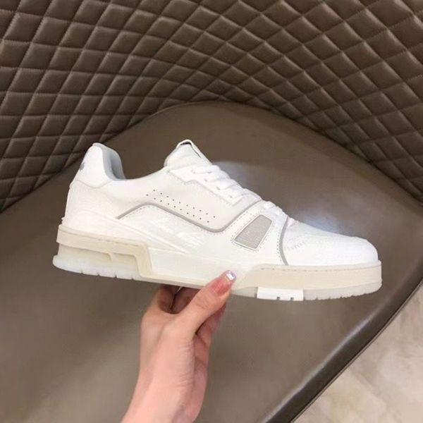 2023ssluxury designer men's casual shoes ultra-light foamed outsole wear-resistant and comfortableare size38-45 mkipju0000002, Red;white
2023ssluxury designer men's casual shoes ultra-light foamed outsole wear-resistant and comfortableare size38-45 mkipju0000002, Red;white