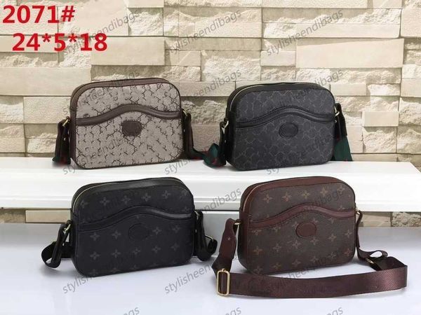stylisheendibags 2023 woman bag new designer luxury women handbags famous gold chain shoulder bags crossbody soho disco bag purse wallet 4
stylisheendibags 2023 woman bag new designer luxury women handbags famous gold chain shoulder bags crossbody soho disco bag purse wallet 4