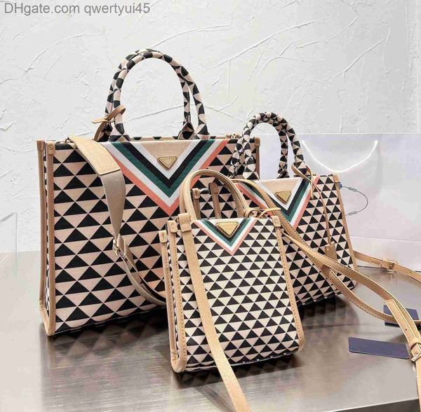shopping bags 7a quality luxury bags evening bag totes symbole jacquard fabric handbag designer handbags women tote bags luxury 3 sizes
shopping bags 7a quality luxury bags evening bag totes symbole jacquard fabric handbag designer handbags women tote bags luxury 3 sizes