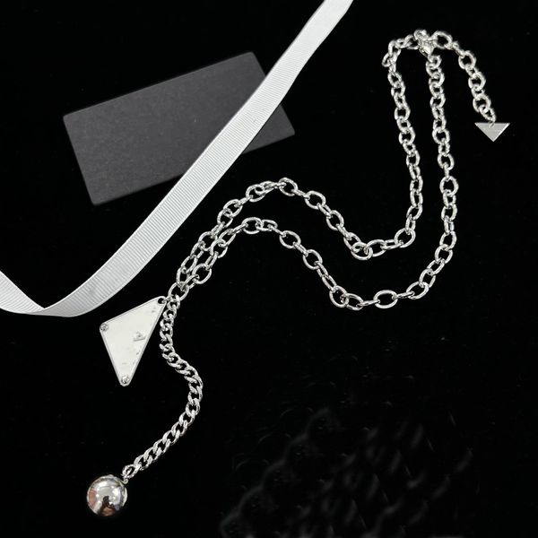 luxury gold silver triangle pendants necklace female personality prad couple gold chain pendant jewelry on the neck gift for girlfriend acce
luxury gold silver triangle pendants necklace female personality prad couple gold chain pendant jewelry on the neck gift for girlfriend acce