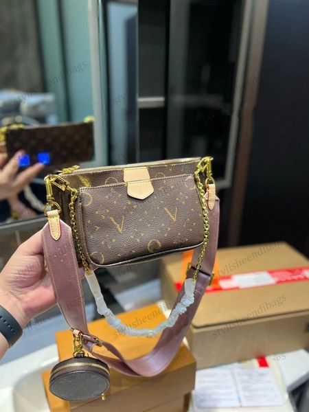 stylisheendibags mt fashion drum bag 3 sets shoulder bag body bicolor monograms leather designers womens cross body chain tote handbag purse
stylisheendibags mt fashion drum bag 3 sets shoulder bag body bicolor monograms leather designers womens cross body chain tote handbag purse