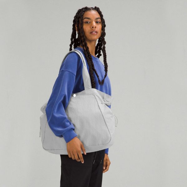 ll shoulder bag handbag lightweight waterproof large capacity tote yoga bag outdoor exercise fitness bag
ll shoulder bag handbag lightweight waterproof large capacity tote yoga bag outdoor exercise fitness bag