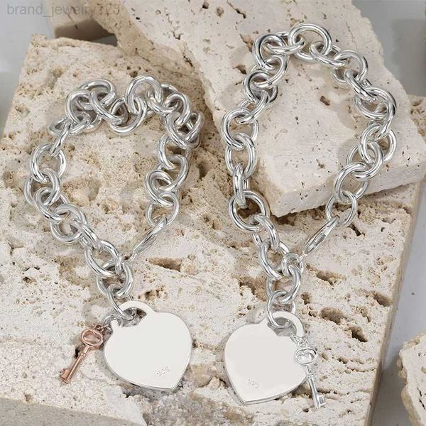 heart shaped key bracelets for women sterling silver s925 classic fashion valentine's day girlfriend gift, Black
heart shaped key bracelets for women sterling silver s925 classic fashion valentine's day girlfriend gift, Black