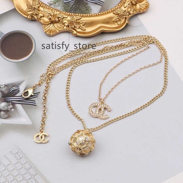 luxury designer letter pendant necklaces chain 18k gold plated ball pearl crysatl rhinestone brand double necklace for women wedding party j, Silver
luxury designer letter pendant necklaces chain 18k gold plated ball pearl crysatl rhinestone brand double necklace for women wedding party j, Silver