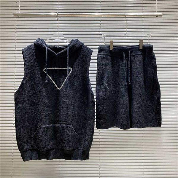 luxury fashion designer tracksuits mens womens sweater suit sweatshirt pure cotton letter-printed lovers' same clothing 7aud, Gray
luxury fashion designer tracksuits mens womens sweater suit sweatshirt pure cotton letter-printed lovers' same clothing 7aud, Gray