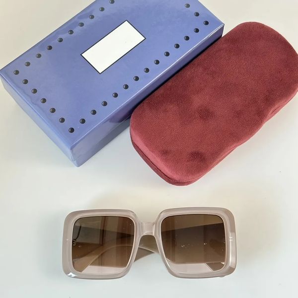 summer sunglasses, fashion designer, full frame glasses, men's and women's letter pattern design,7-color, high-quality, original b, White;black
summer sunglasses, fashion designer, full frame glasses, men's and women's letter pattern design,7-color, high-quality, original b, White;black