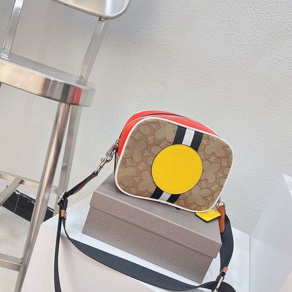 8 colors designer camera bag shoulder bags crossbody coac handbag tote women men classic jacquard square nylon leather postmen wallet undera
8 colors designer camera bag shoulder bags crossbody coac handbag tote women men classic jacquard square nylon leather postmen wallet undera