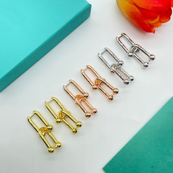 fashion t brand women designer earring u shape earring inlay diamond 18k gold rose stud couple stainless steel jewelry gifts girl wedding fa, Golden;silver
fashion t brand women designer earring u shape earring inlay diamond 18k gold rose stud couple stainless steel jewelry gifts girl wedding fa, Golden;silver