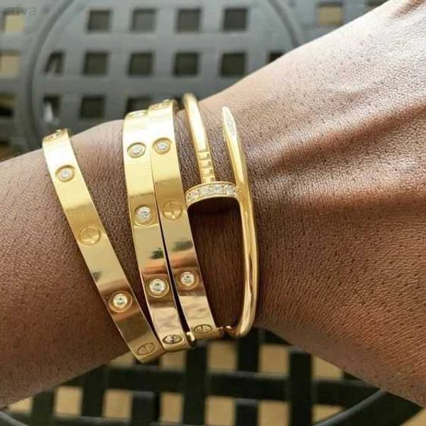 316l stainless steel 18k gold plated screwdriver screw love bangle bracelet for and men, Black
316l stainless steel 18k gold plated screwdriver screw love bangle bracelet for and men, Black