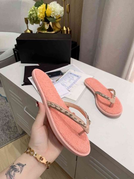 designer beach shoes cc summer women's flat sandals women's slides channel outdoor fashion casual flip flop slippers xn052
designer beach shoes cc summer women's flat sandals women's slides channel outdoor fashion casual flip flop slippers xn052
