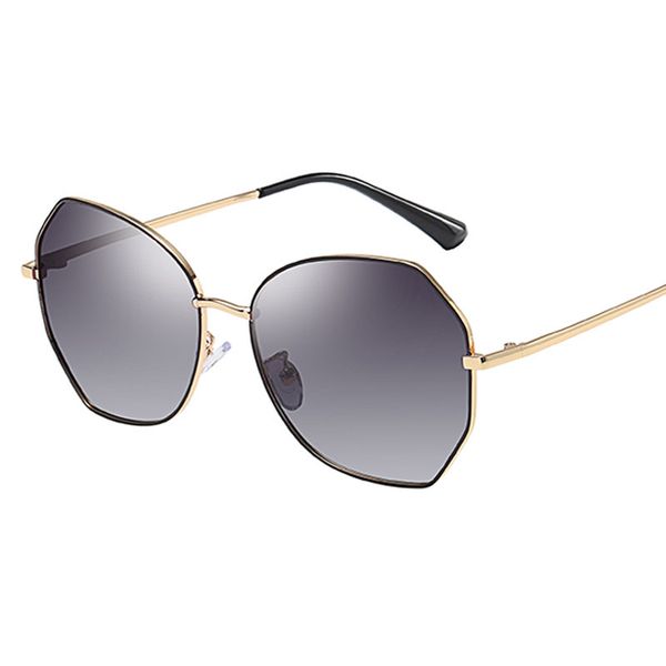 street ladies fashion sunglasses trendy polarized glasses big round face driving sunglasses female round frame, White;black
street ladies fashion sunglasses trendy polarized glasses big round face driving sunglasses female round frame, White;black