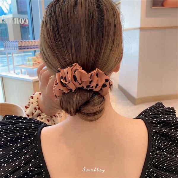 5pcs mixed colors fashion hair bands korean elastic satin silk dots hair tie for women girls ponytail holder scrunchie wholesale, Pink
5pcs mixed colors fashion hair bands korean elastic satin silk dots hair tie for women girls ponytail holder scrunchie wholesale, Pink