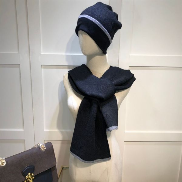 23ss fashion designer hat scarf set luxury men's winter scarf brand snapback seda satin checkered scarf skate skateboard cap scadroet w, Blue;gray
23ss fashion designer hat scarf set luxury men's winter scarf brand snapback seda satin checkered scarf skate skateboard cap scadroet w, Blue;gray