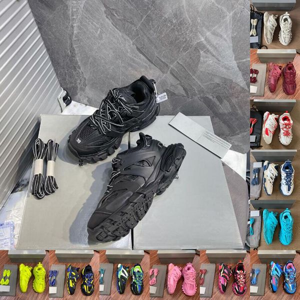 luxury brand designer mens women casual shoes track 3.0 triple white black tracks trainers 2 beige tess.s. gomma leather trainer nylon 36-45
luxury brand designer mens women casual shoes track 3.0 triple white black tracks trainers 2 beige tess.s. gomma leather trainer nylon 36-45