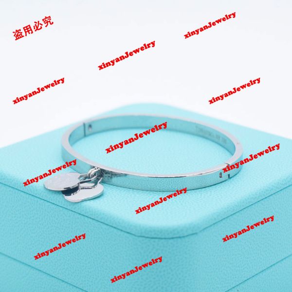 luxury classic love bracelet fashion cuff bracelet 316l stainless steel plated 18k gold jewelry valentine's day gift, White
luxury classic love bracelet fashion cuff bracelet 316l stainless steel plated 18k gold jewelry valentine's day gift, White