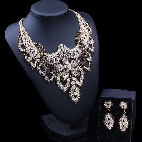 unique design sparkle necklace set fashion exaggerated exquisite rhinestone necklace earring set jewelry set, Silver
unique design sparkle necklace set fashion exaggerated exquisite rhinestone necklace earring set jewelry set, Silver