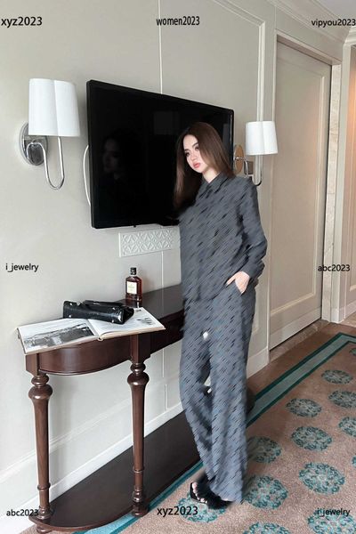 tracksuits women designer clothing casual set size s-l 2pcs classic printed lapel shirt and lace up straight pants june11, White
tracksuits women designer clothing casual set size s-l 2pcs classic printed lapel shirt and lace up straight pants june11, White