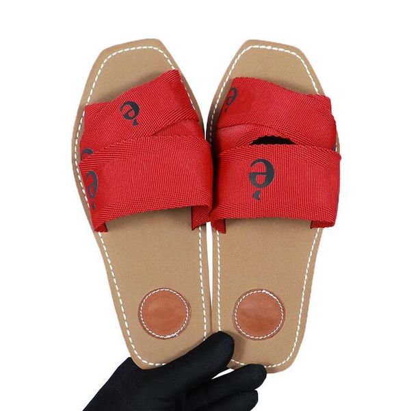 2023 new sandal female online celebrity letter travel holiday flat slippers female wear fashionable summer shoes., Black
2023 new sandal female online celebrity letter travel holiday flat slippers female wear fashionable summer shoes., Black
