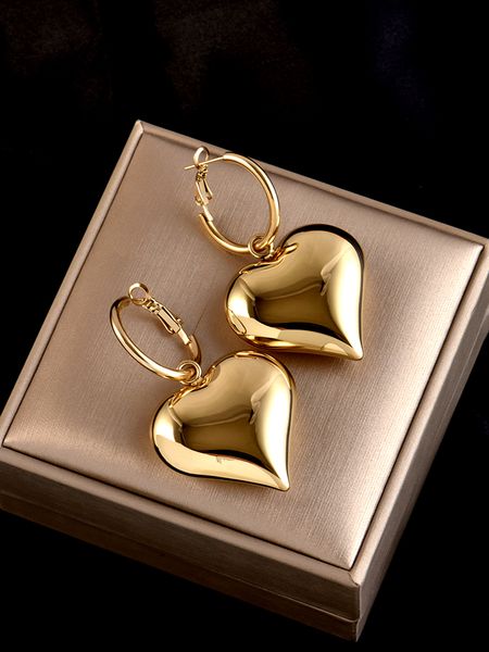 luxury women fashion heart love stud classic big size stainless steel couple gifts designer jewelry engagement earrings wholesale, Golden
luxury women fashion heart love stud classic big size stainless steel couple gifts designer jewelry engagement earrings wholesale, Golden