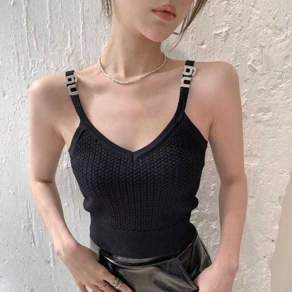 summer womens designer vest diamond letter shoulder strap knitted short tank v-neck camisole sleeveless t-shirt, White
summer womens designer vest diamond letter shoulder strap knitted short tank v-neck camisole sleeveless t-shirt, White