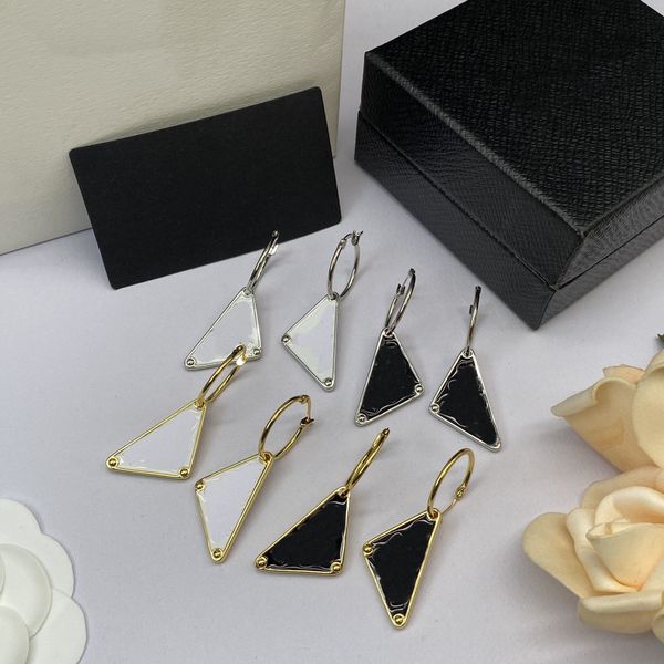 pppp earrings designer for women new fashion earring love earrings for woman brand simple letters diamond lady earrings jewelry ear stud-c1, Golden;silver
pppp earrings designer for women new fashion earring love earrings for woman brand simple letters diamond lady earrings jewelry ear stud-c1, Golden;silver