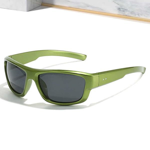 2023 sports polarized sunglasses trend men's outdoor riding glasses 5021p, White;black
2023 sports polarized sunglasses trend men's outdoor riding glasses 5021p, White;black