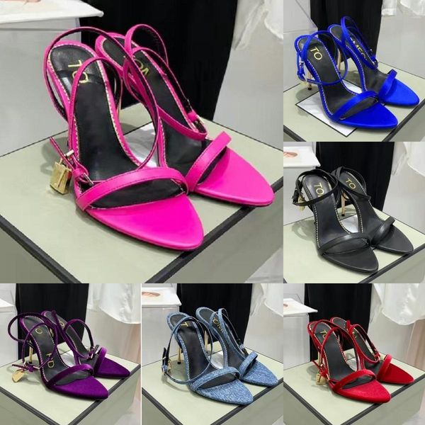 dress shoes lady sandals tomfords high heels padlock naked sandal luxury brands gold heel shiny nappa leather pointy wedding party dress pum, Black
dress shoes lady sandals tomfords high heels padlock naked sandal luxury brands gold heel shiny nappa leather pointy wedding party dress pum, Black