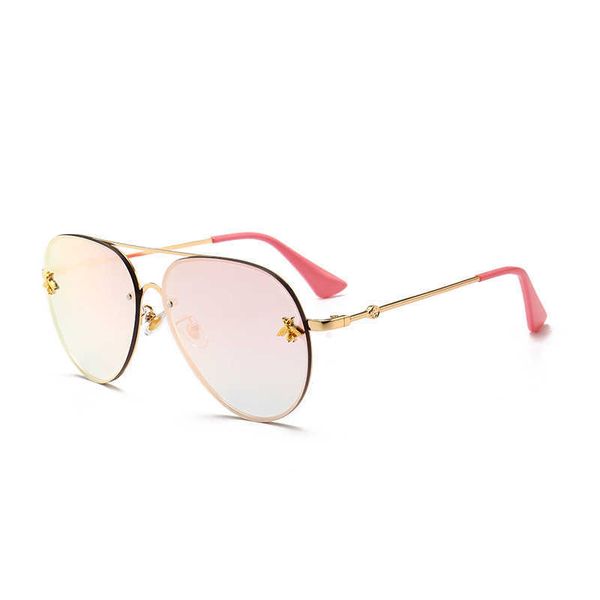 ins celebrity with the same type of little bee fashion street p sunglasses lady 9038, White;black
ins celebrity with the same type of little bee fashion street p sunglasses lady 9038, White;black