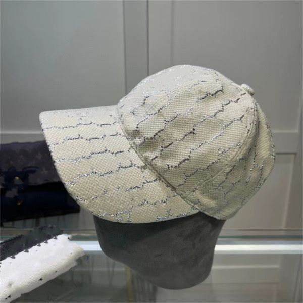 2023 luxurys designers caps letter baseball cap quality summer beach casual hat casquette solid color fashion seaside travel sunhat very nic, Blue;gray
2023 luxurys designers caps letter baseball cap quality summer beach casual hat casquette solid color fashion seaside travel sunhat very nic, Blue;gray