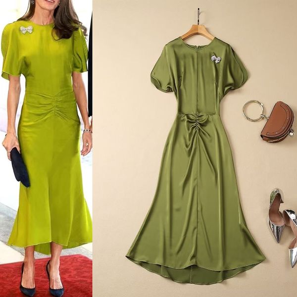 62 2023 spring summer flora print dress crew neck short sleeve panelld dress green luxury fashion prom womens clothes yeliya, Black
62 2023 spring summer flora print dress crew neck short sleeve panelld dress green luxury fashion prom womens clothes yeliya, Black