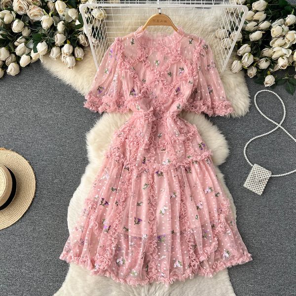 runway vintage cascading ruffles flower cake dress summer women sweet mesh embroidery short sleeve party vestidos 2023, Black;gray
runway vintage cascading ruffles flower cake dress summer women sweet mesh embroidery short sleeve party vestidos 2023, Black;gray