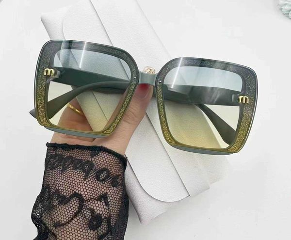 2023 new m family simple classic popular on the internet sunglasses show face small trendy and little red, White;black
2023 new m family simple classic popular on the internet sunglasses show face small trendy and little red, White;black
