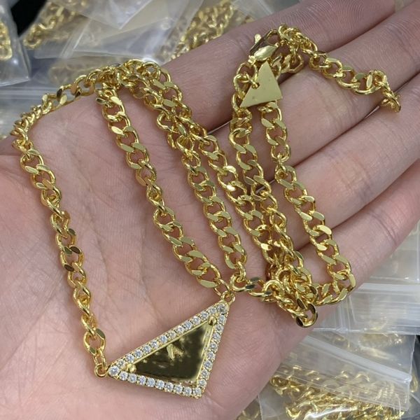 personality womens mens luxury designer necklace chain prad fashion jewelry black white p triangle pendant design party silver hip hop punk
personality womens mens luxury designer necklace chain prad fashion jewelry black white p triangle pendant design party silver hip hop punk