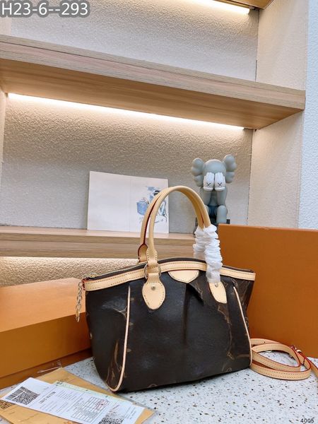 classic luxury designer dumpling bag stylish lady cross-arm handbag lady tote purse cross-arm handbag purse lady handbag and purse
classic luxury designer dumpling bag stylish lady cross-arm handbag lady tote purse cross-arm handbag purse lady handbag and purse