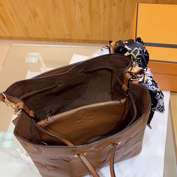 women designer shoulder bags totes handbags embossed flower onthego gm mm leather shopping handbag purse female backpack
women designer shoulder bags totes handbags embossed flower onthego gm mm leather shopping handbag purse female backpack